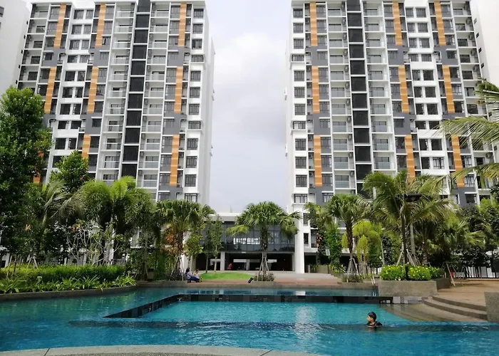 Timurbay Seafront Residence By HardinahomesHotel Kuantan